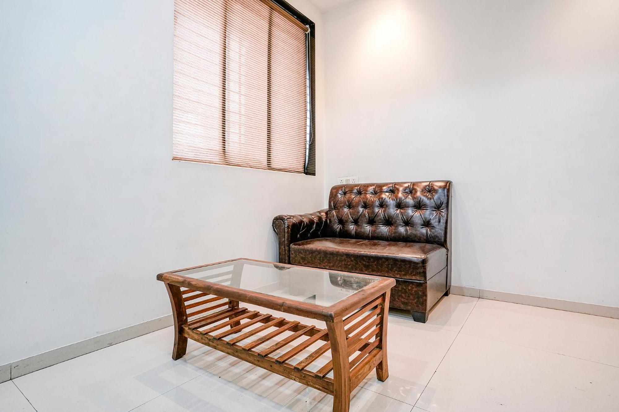 Fabhotel Krishna Inn Kashele Buitenkant foto
